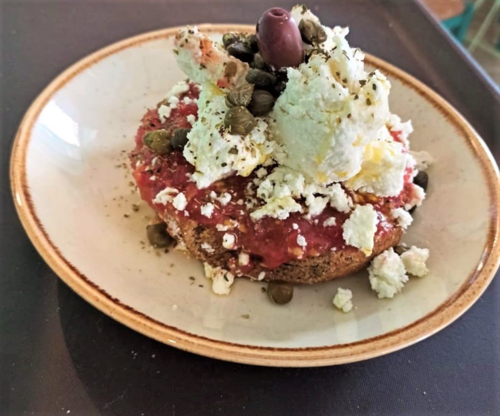 https://balletbeautiful.com/wp-content/uploads/2024/07/featured-image_A-Taste-of-Greece-2.jpg