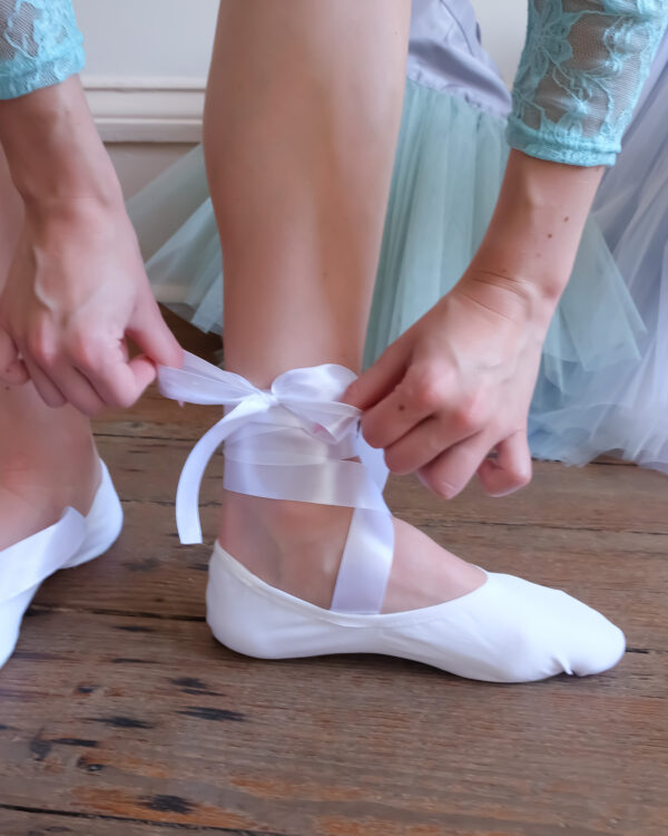 Prima Pro Canvas Ribbon Slippers - Image 2