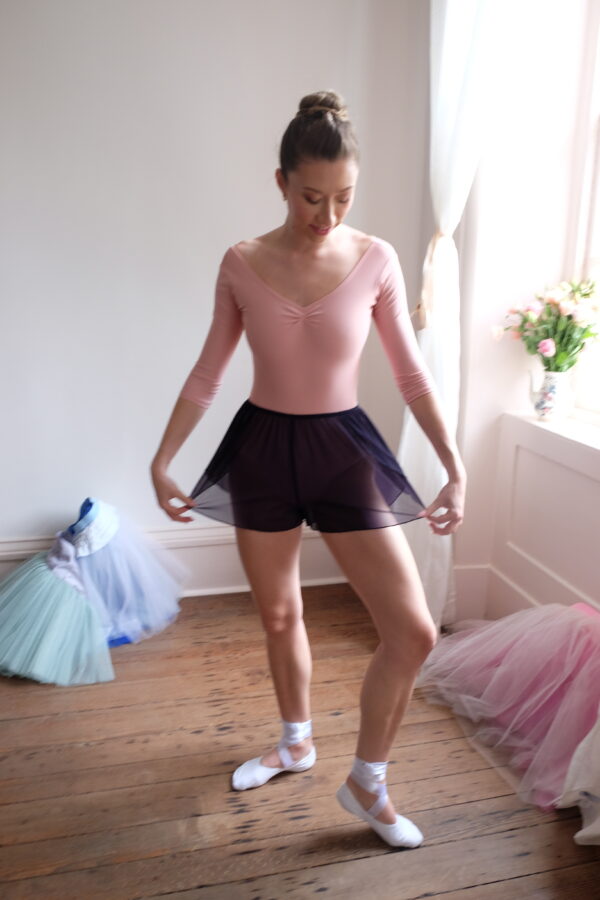 Backstage Flutter Shorts - Image 2